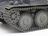 TAMIYA: 1/35 GERMAN LIGHT TANK PANZERKAMPFWAGEN 38(t) Ausf.E/F